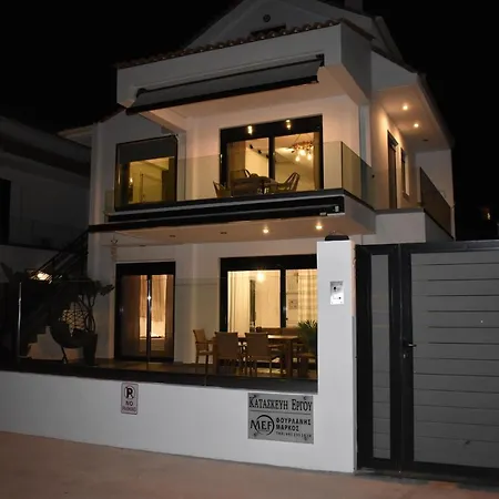 Pasithea Sea Front Apartmán *